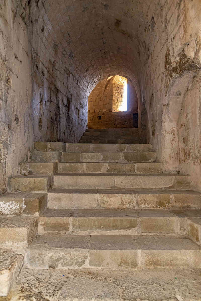 Huesca - Loarre - castillo de Loarre 24.jpg